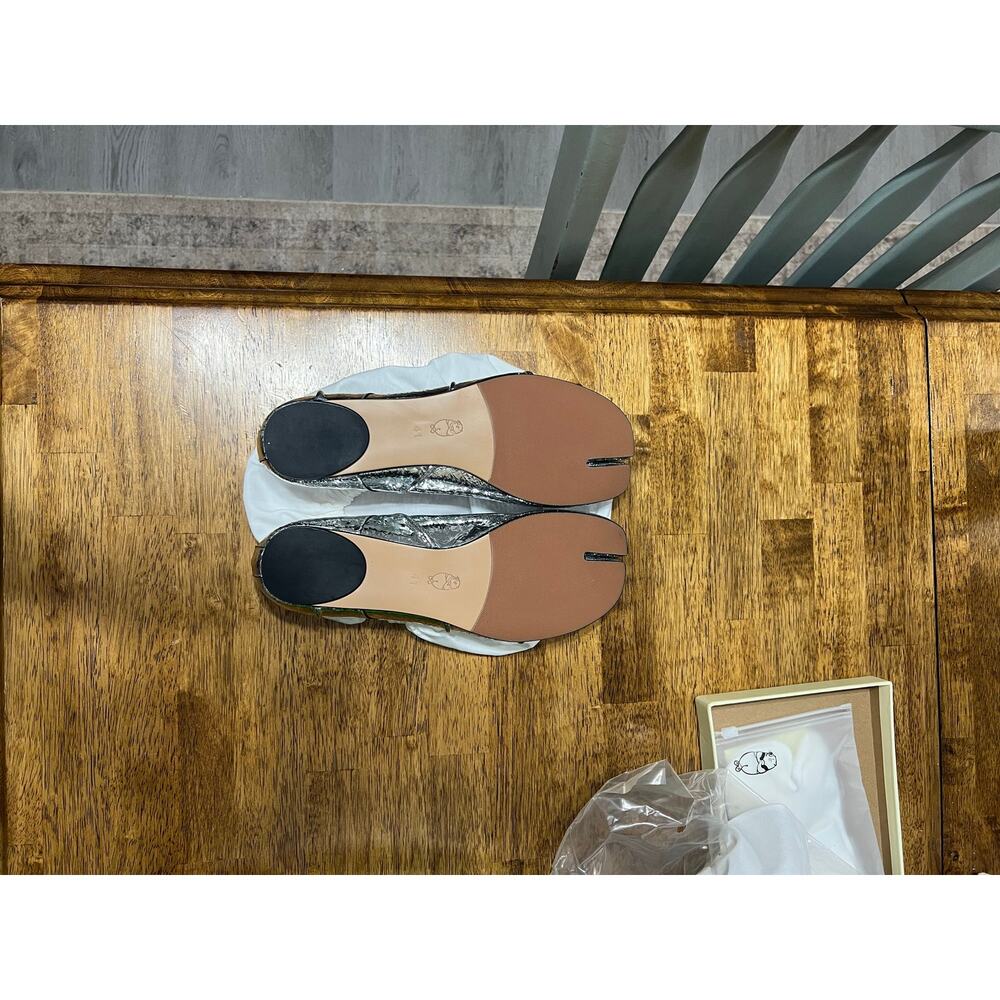 Woodchuck Sato 10/41 Cracked Silver Cow Leather Tabi Ballerina Ballet Flats NIB - Picture 12 of 13